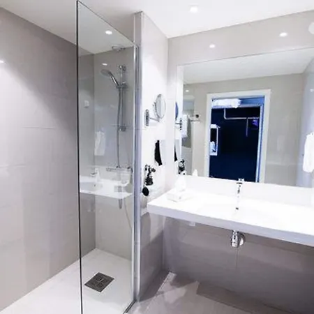 Grand Olav Hotel 4*