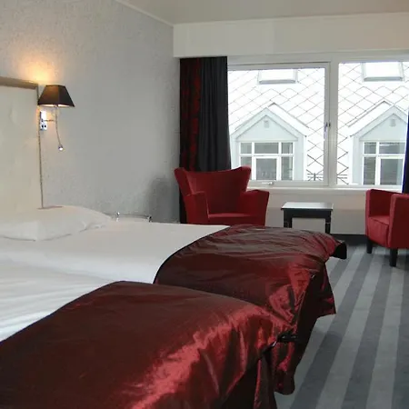 Hotel Grand Olav 4*