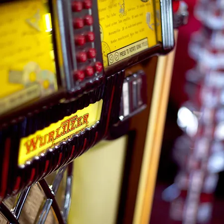 מלון Grand Olav 4*